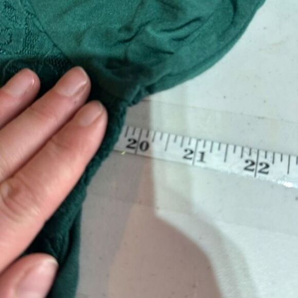 Torrid Green Lace Cutout Babydoll Blouse Size 0‎ Large Flowy Cut Out Neck - Picture 8 of 9